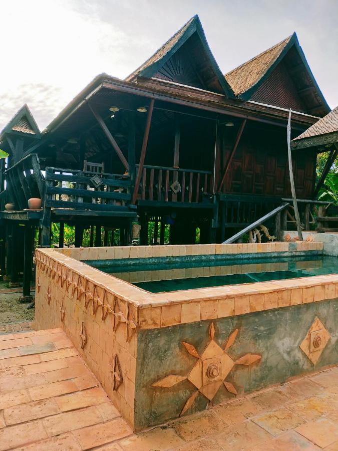 Baanthaeraek Vintage Bungalow Songkhla Eksteriør bilde